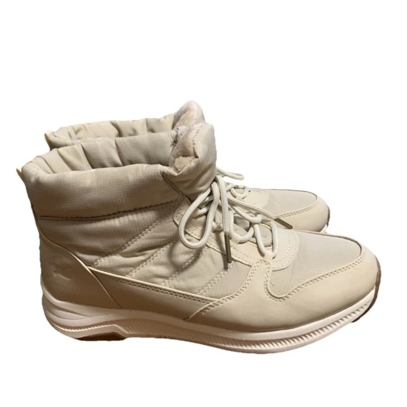 Eddie Bauer Women’s size 10 Quilted Cream Winter Snow Boots Beige - Picture 3 of 6